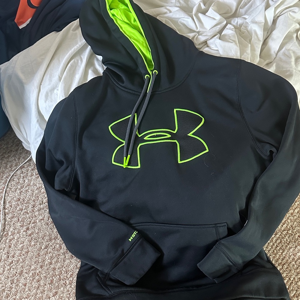 Under Armour Hoodie with Bright Green Accents